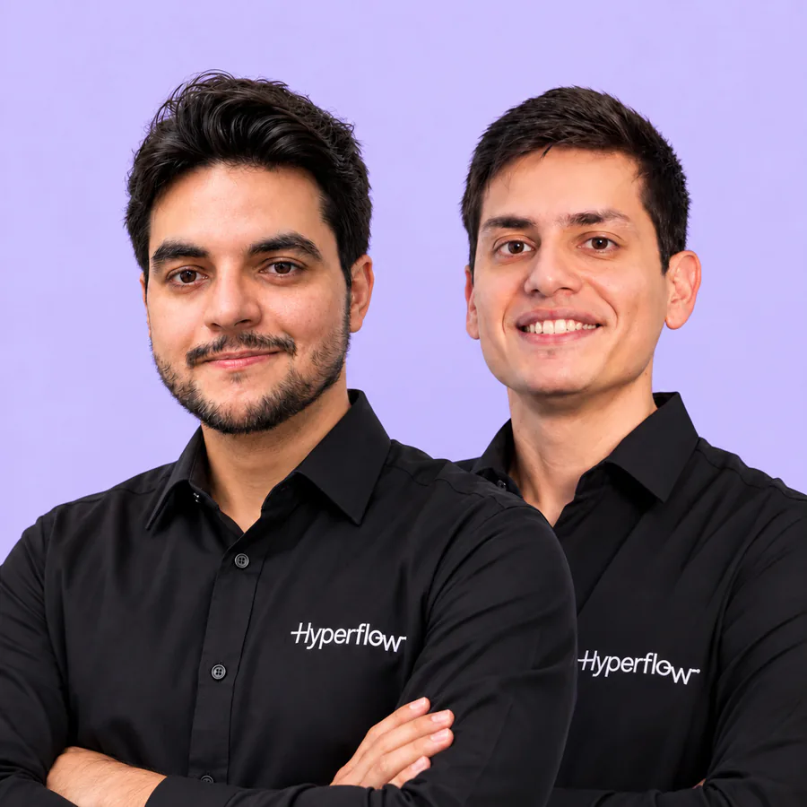 Matheus Gaya Scandiffio, CEO, e Lucas Oliveira, CRO da Hyperflow, responsáveis pela palestra de abertura do Hyper Business Summit 2026